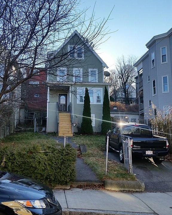 2nd image of 27 Endicott Ave