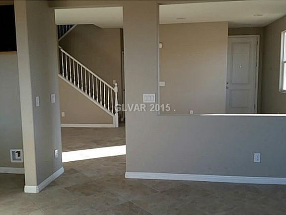 5th image of 9242 Heliotrope Dr