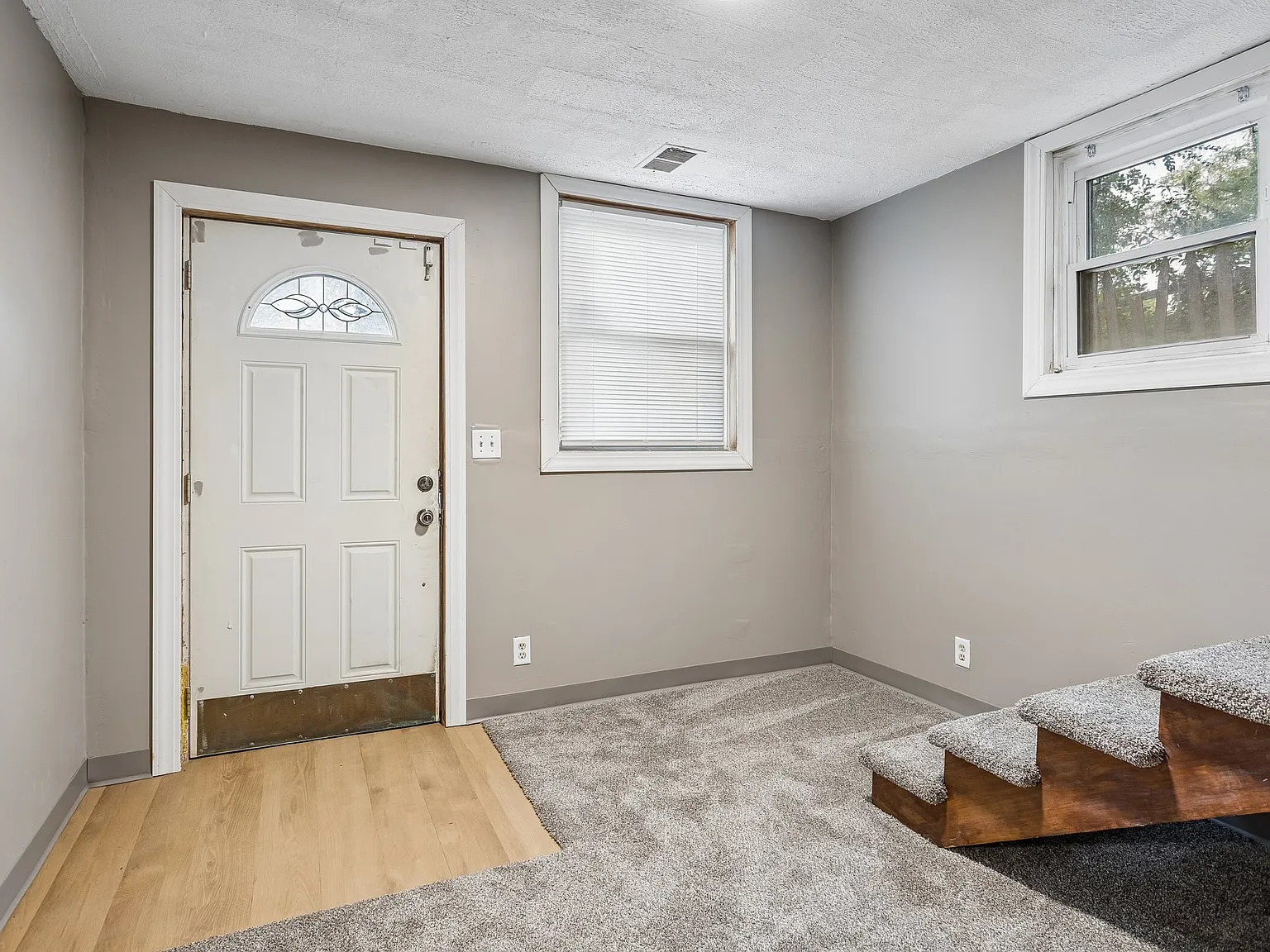 4 bed, 1250 sqft, $1,800 — Photo 3