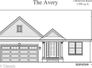 852 N Mill St, South Lyon, MI 48178