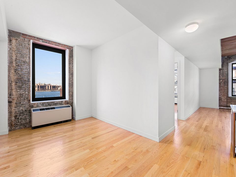1st image of 390 Wythe Ave APT 4C