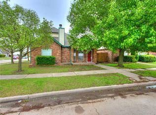 2600 Briarcliff Dr, Moore, OK 73170