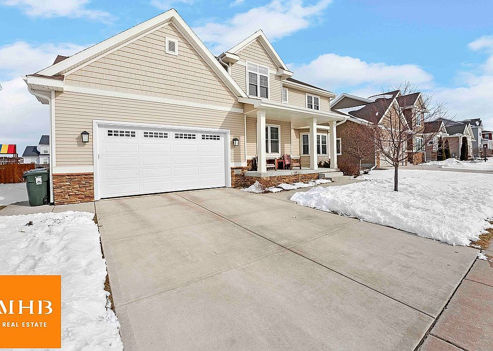 2nd image of 2334 Walnut Hill Ln