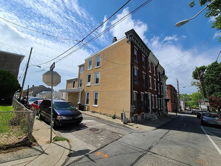 153 Dupont St #2 — Photo 15