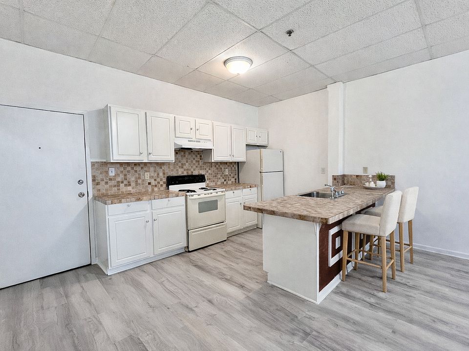 1st image of 144 N 7th St #4A