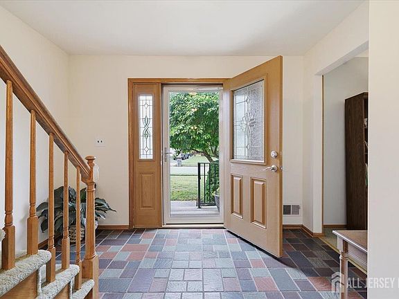 2nd image of 1306 Tooz Pl