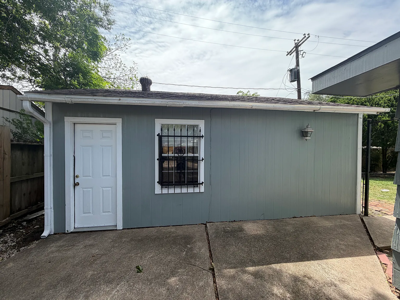 1 bed, 210 sqft, $850 — Photo 1