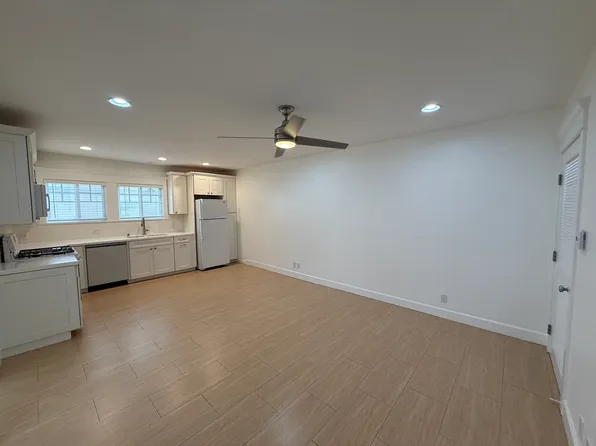 20 1/4 E Anchorage St, Marina Del Rey, CA 90292