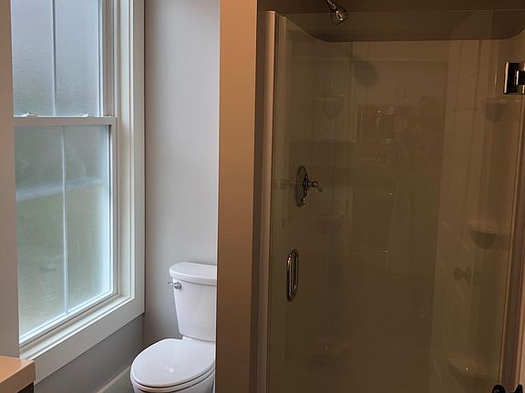 5th image of 46 Cushing St