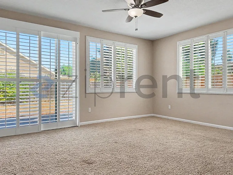9749 Shanelyn Way — Photo 12