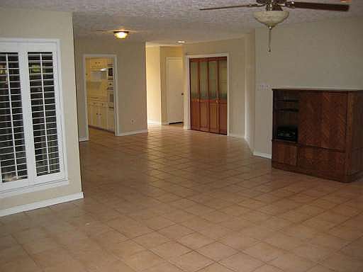 5th image of 2815 Ashford Trail Dr