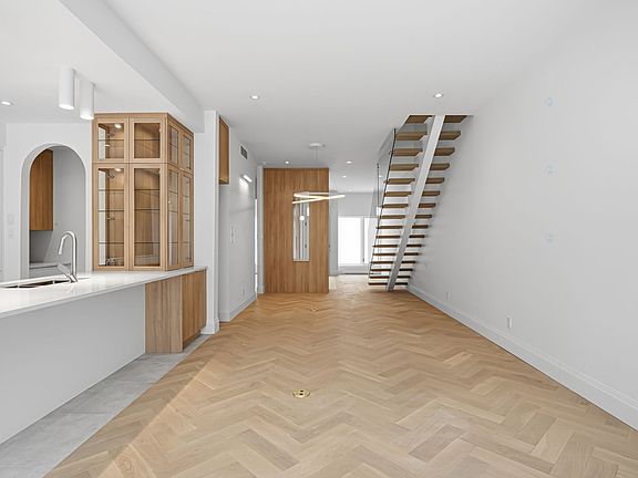 5th image of 7067 Rue De La Rte