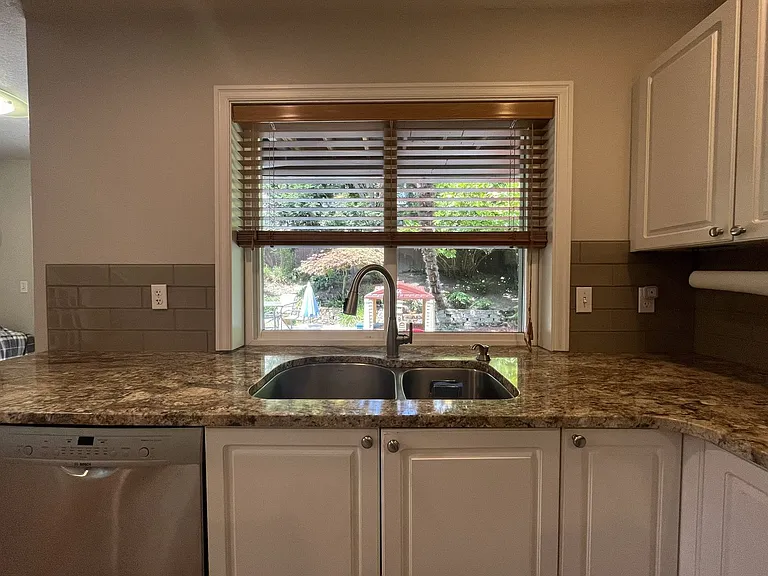 15437 SE Daffodil Pl — Photo 9