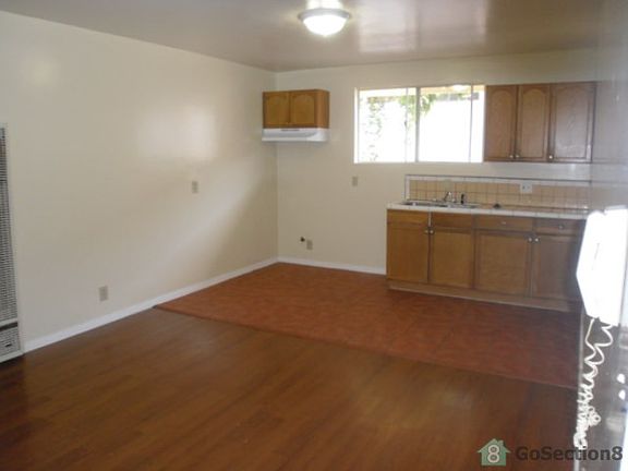 2nd image of 4046 Nicolet Ave APT 8