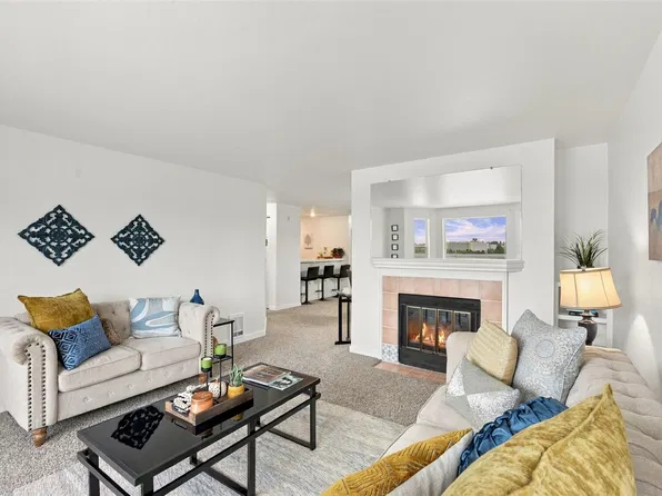 2152 N 112th Street N #409, Seattle, WA 98133