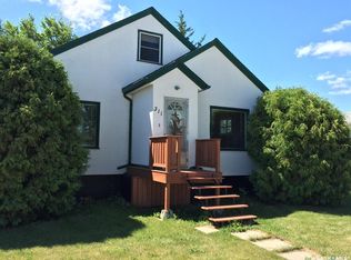 311 1st St S, Wakaw, SK S0K4P0