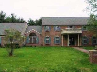 623 Thomas Jefferson Rd, Wayne, PA 19087