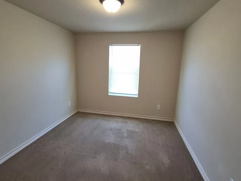 7042 Lakeview Dr #102 — Photo 17