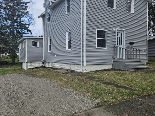 717 Bristol St, Adrian, MI 49221