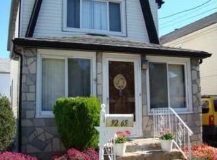 9265 222nd St, Queens Village, NY 11428