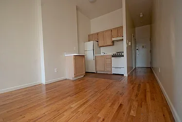 Rented by DSA Realty Midtown West