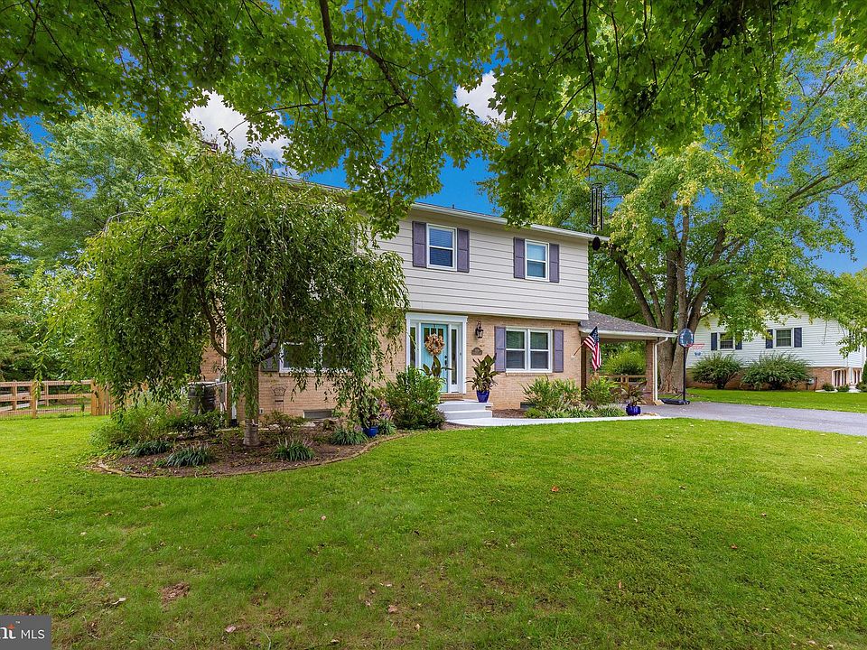 8119 Runnymeade Dr, Frederick, MD 21702 Zillow