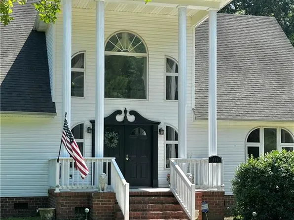 100 Cutter Ln, Knotts Island, NC 27950