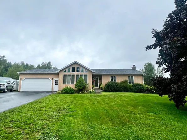10614 Route 22, Mooers, NY 12958