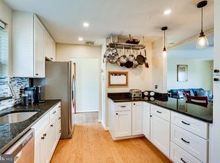 225 Tennessee Ave, Alexandria, VA 22305