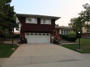 6528 Cedar Rd, Oak Forest, IL 60452