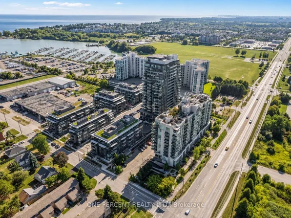 1612 Charles St #136-C, Whitby, ON L1N 0P3