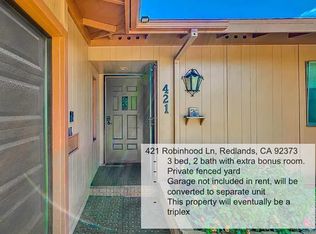421 Robinhood Ln, Redlands, CA 92373