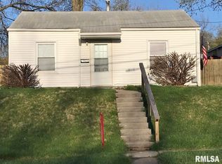 128 S Concord St, Davenport, IA 52804