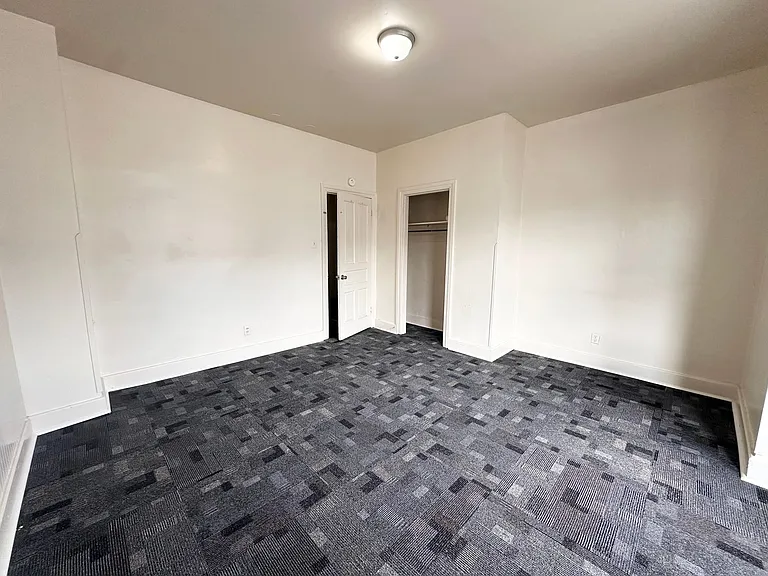 925 W College Ave — Photo 22