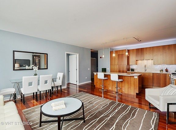 3rd image of 33 W Ontario St APT 34F