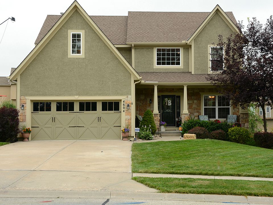 1st image of 4604 N 121st Ter