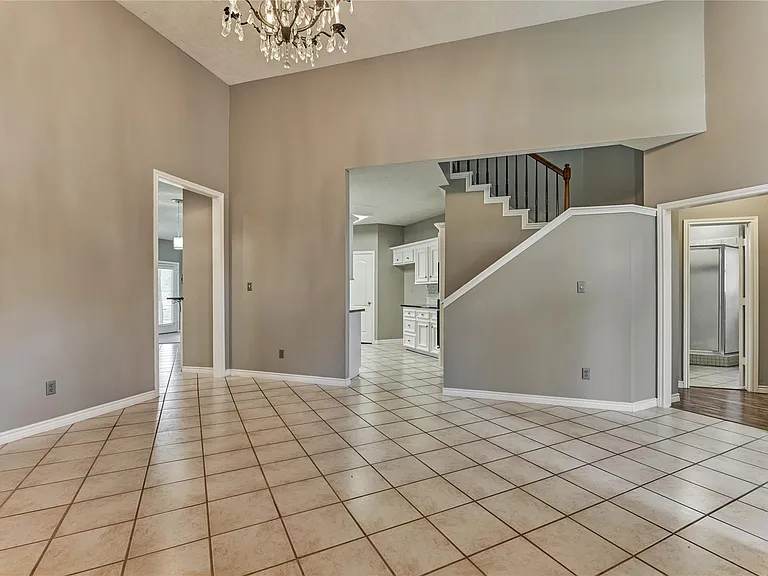 13707 Fountainview Dr — Photo 12
