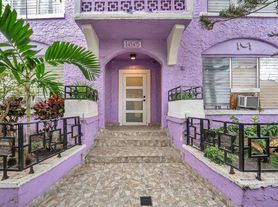 1554 SW 5th St, Miami, FL