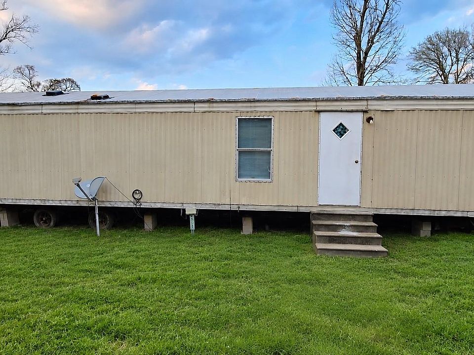 1st image of 416 Country Rd #444-3