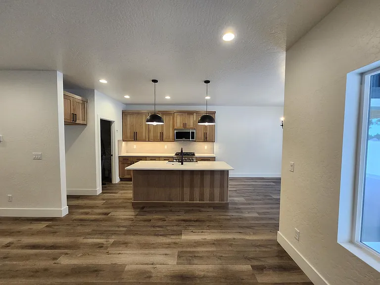 13533 N Bale St — Photo 8