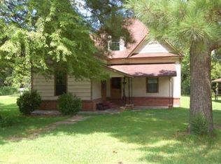110 S Fleming St, Okolona, MS 38860