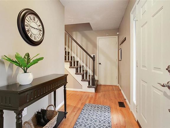 2nd image of 5801 W 152nd Pl