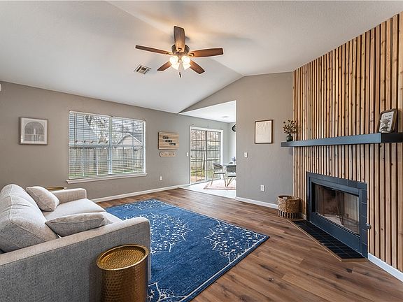 5th image of 4486 W Beaver Ln