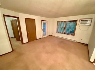 227 Liberty St APT 10, La Crosse, WI 54603