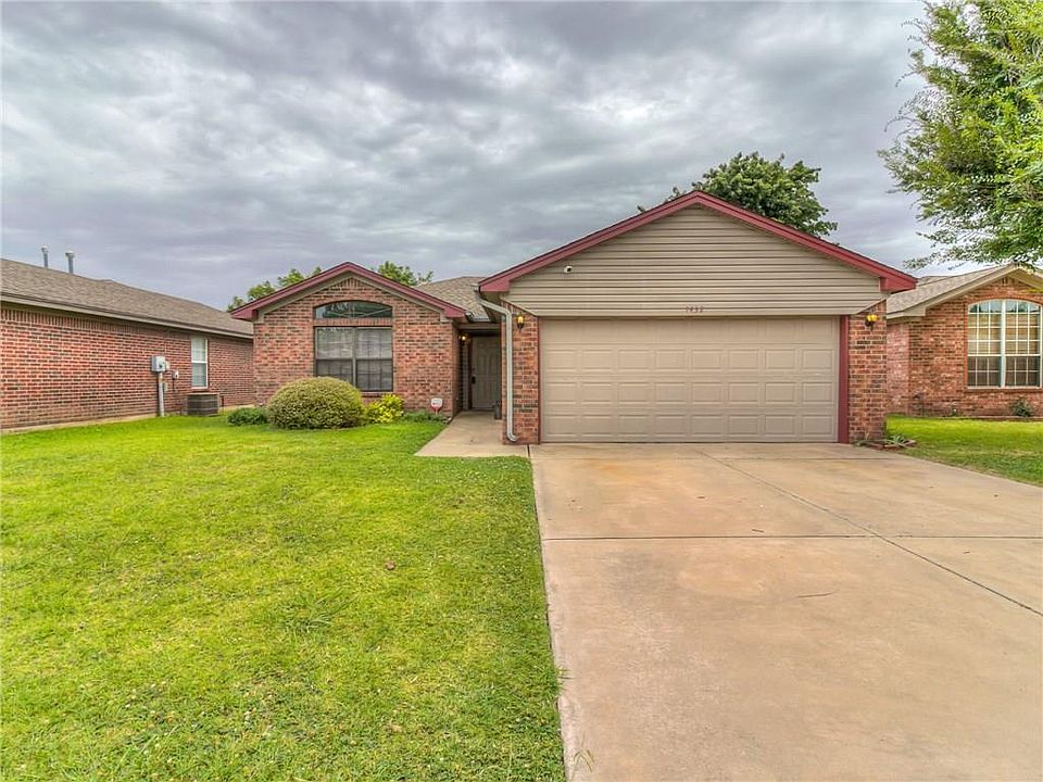 1st image of 1432 Forest Glenn Cir