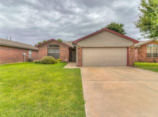 1432 Forest Glenn Cir, Norman, OK 73071