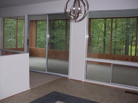 Dining Room opens to Sun Room