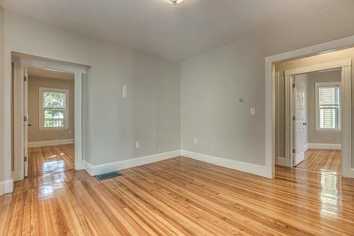 Building Photo - 57 Mora St #1