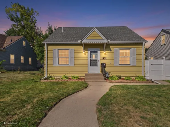 1451 Albemarle St, Saint Paul, MN 55117
