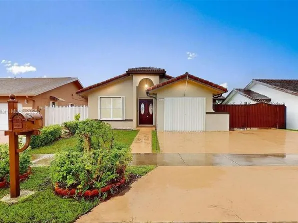 14261 SW 24th St, Miami, FL 33175